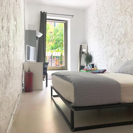 Bed and Breakfast Loft25 Брешия Экстерьер фото